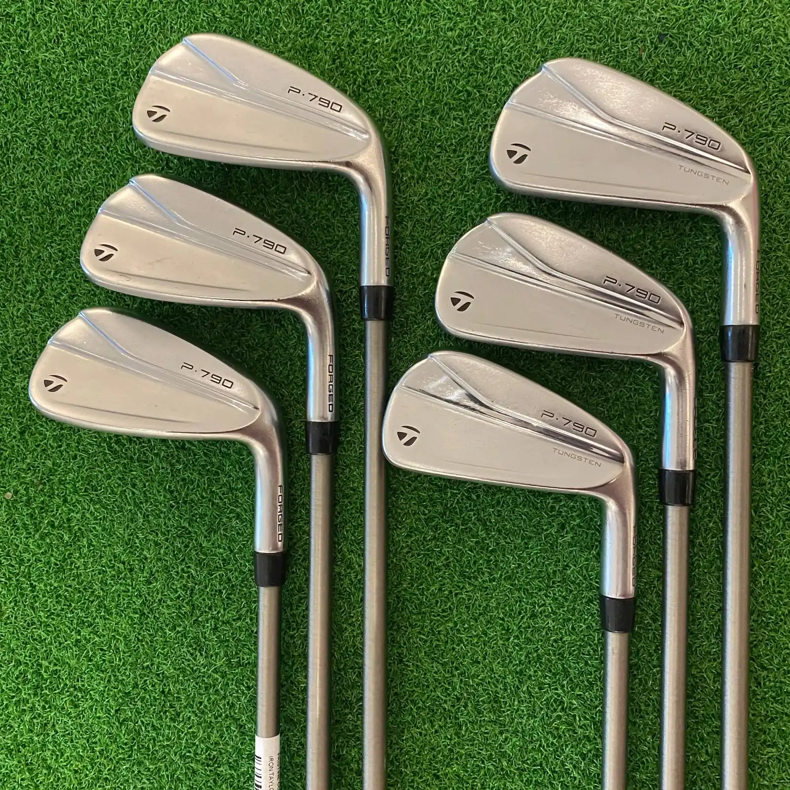 IRON TAYLORMADE P790 2021(5-P)