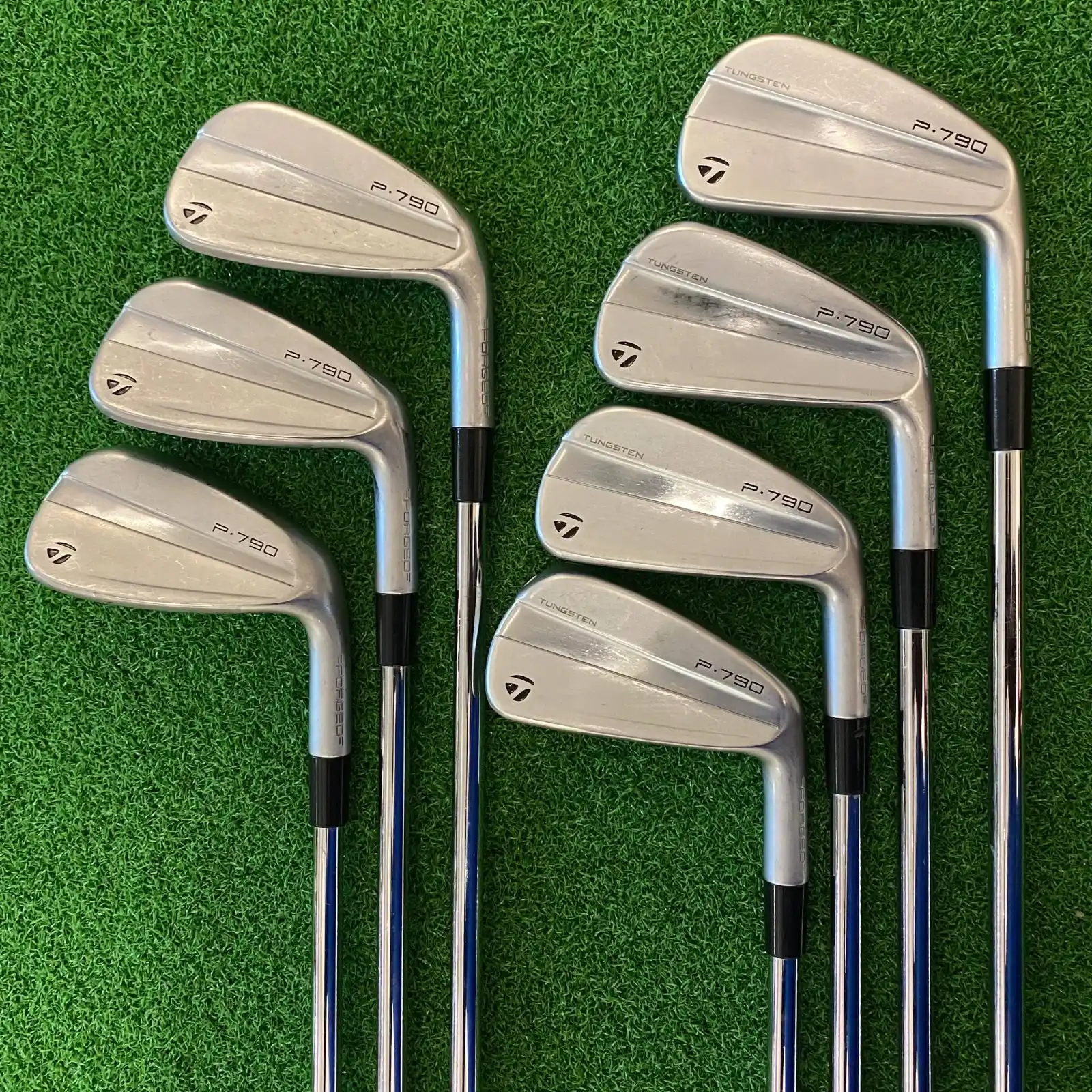 IRON TAYLORMADE P790 2023 (4-P)