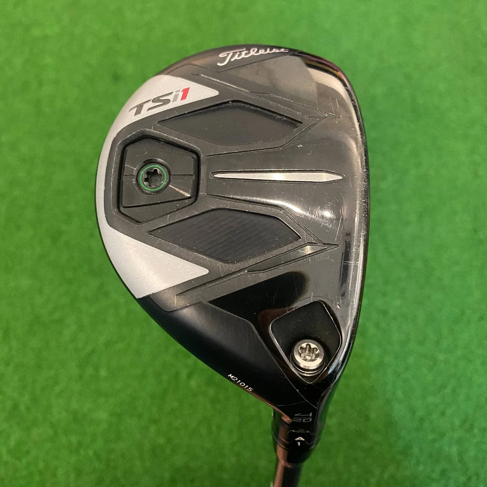 HYBRID 4 TITLEIST TSI1