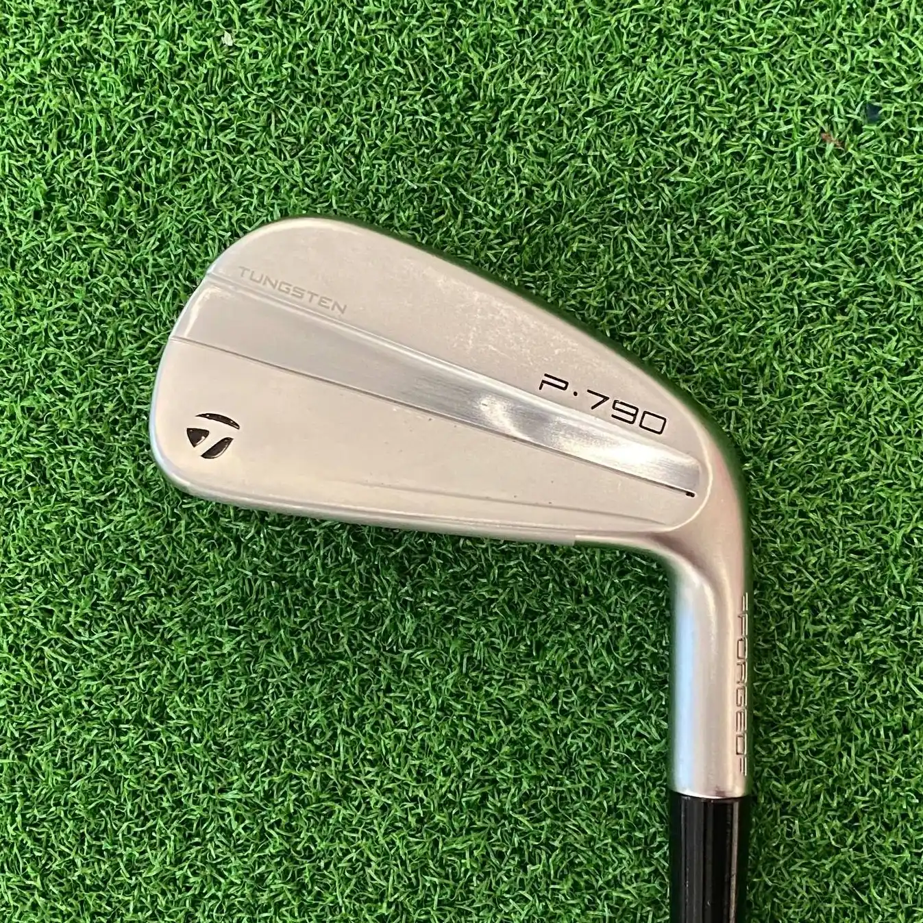 IRON 7 TAYLORMADE P790 2023