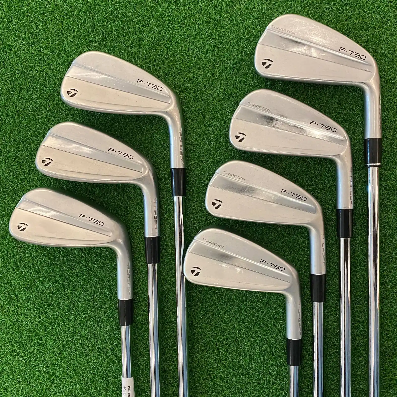 IRON TAYLORMADE P790 2023 (4-P)